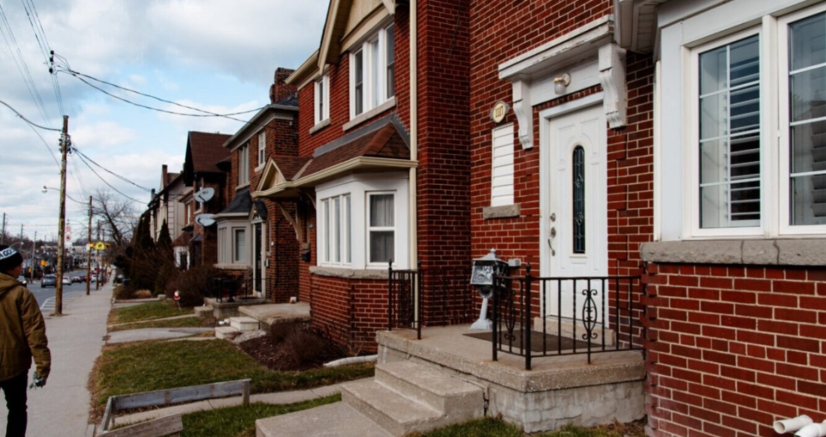 Canada Faces Worst Housing Crisis in Decades, Rents Hit Record Highs