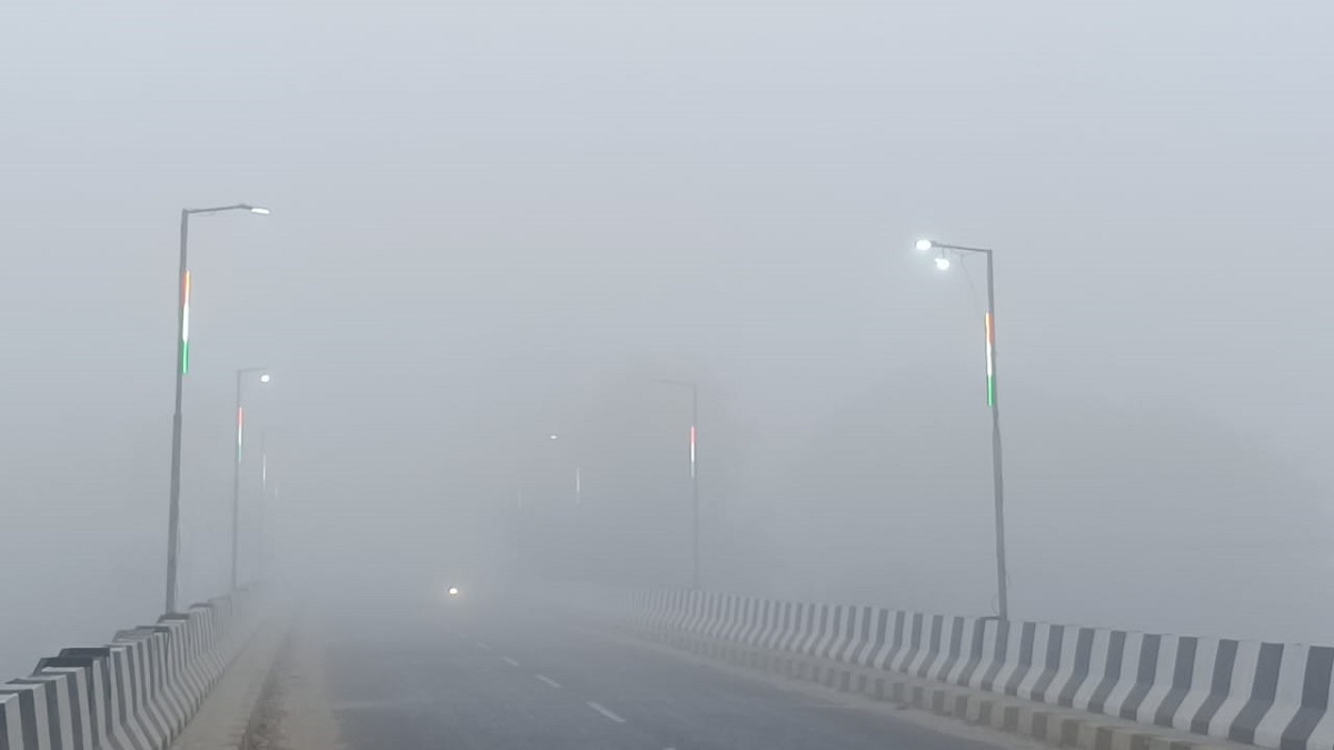 শীতের দাপট কমলেও বাড়ছে কুয়াশার ভোগান্তি, আবহাওয়ায় বড় বদলের ইঙ্গিত