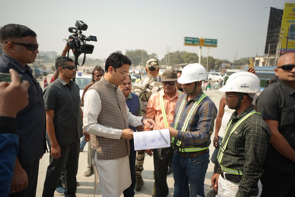 ৪৫ দিনের মধ্যেই মিলবে স্বস্তি! দার্জিলিং মোড়ে ROB ও সেভক – বালাসন প্রকল্প খতিয়ে দেখলেন সাংসদ রাজু বিস্তা